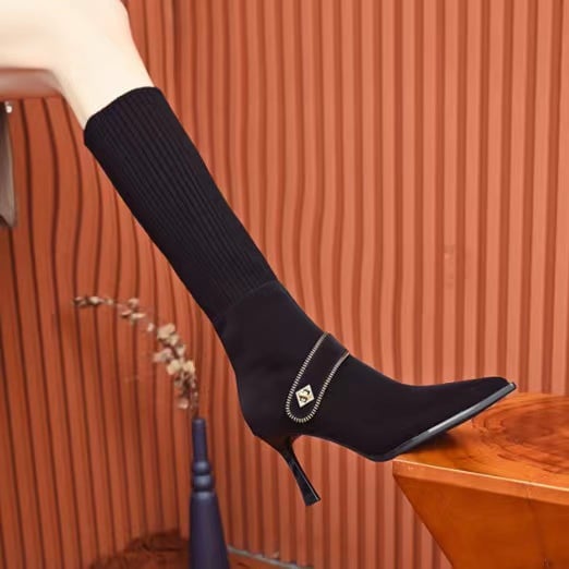 winter new Korean temperament fine heel pointed female boots high-heeled fashion boots