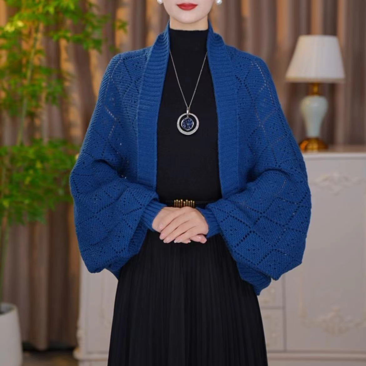 🔥Hollow Out Knitted Shawl Coat