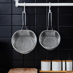 💞 Handheld Steel Sieve – No Rust, No Splatter 🍲