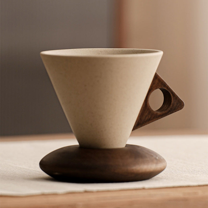 ☕Sip in Style Instantly! No-Slip Rustic Wood-Handle Mug