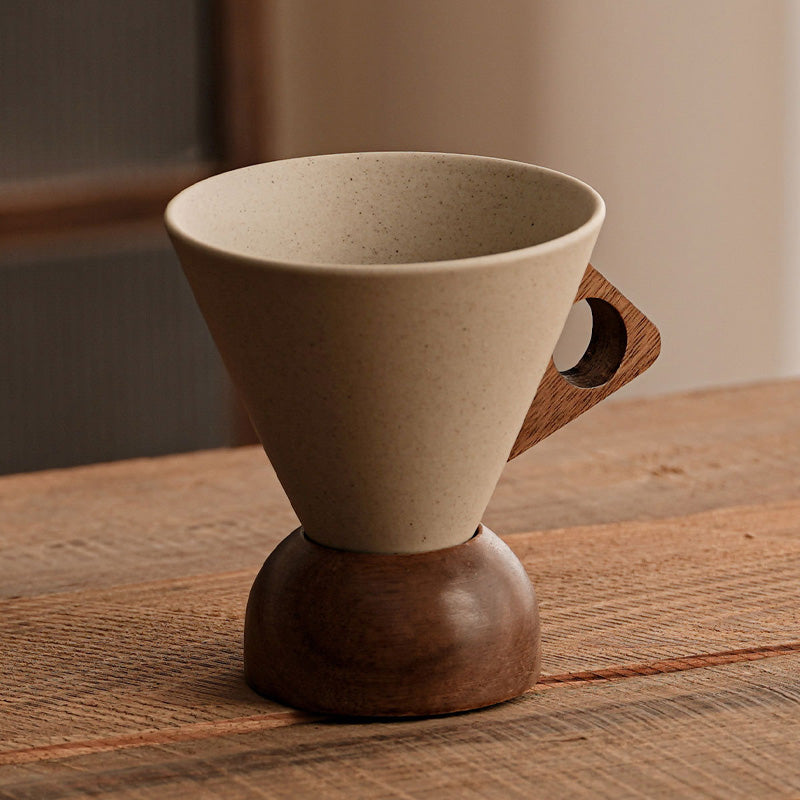 ☕Sip in Style Instantly! No-Slip Rustic Wood-Handle Mug